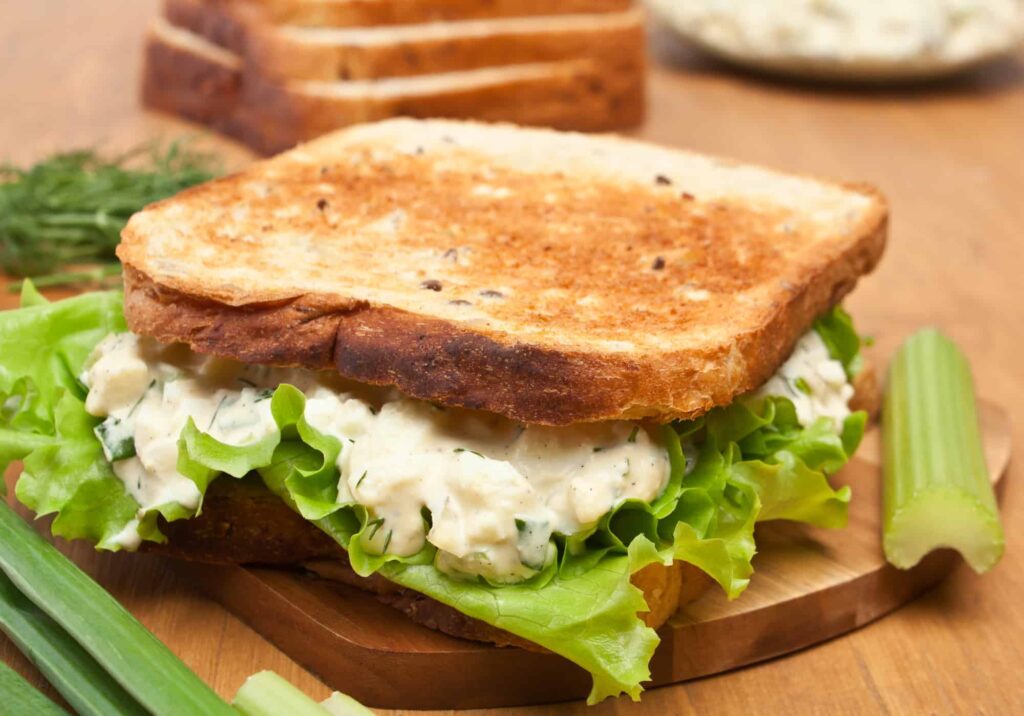egg salad sandwich
